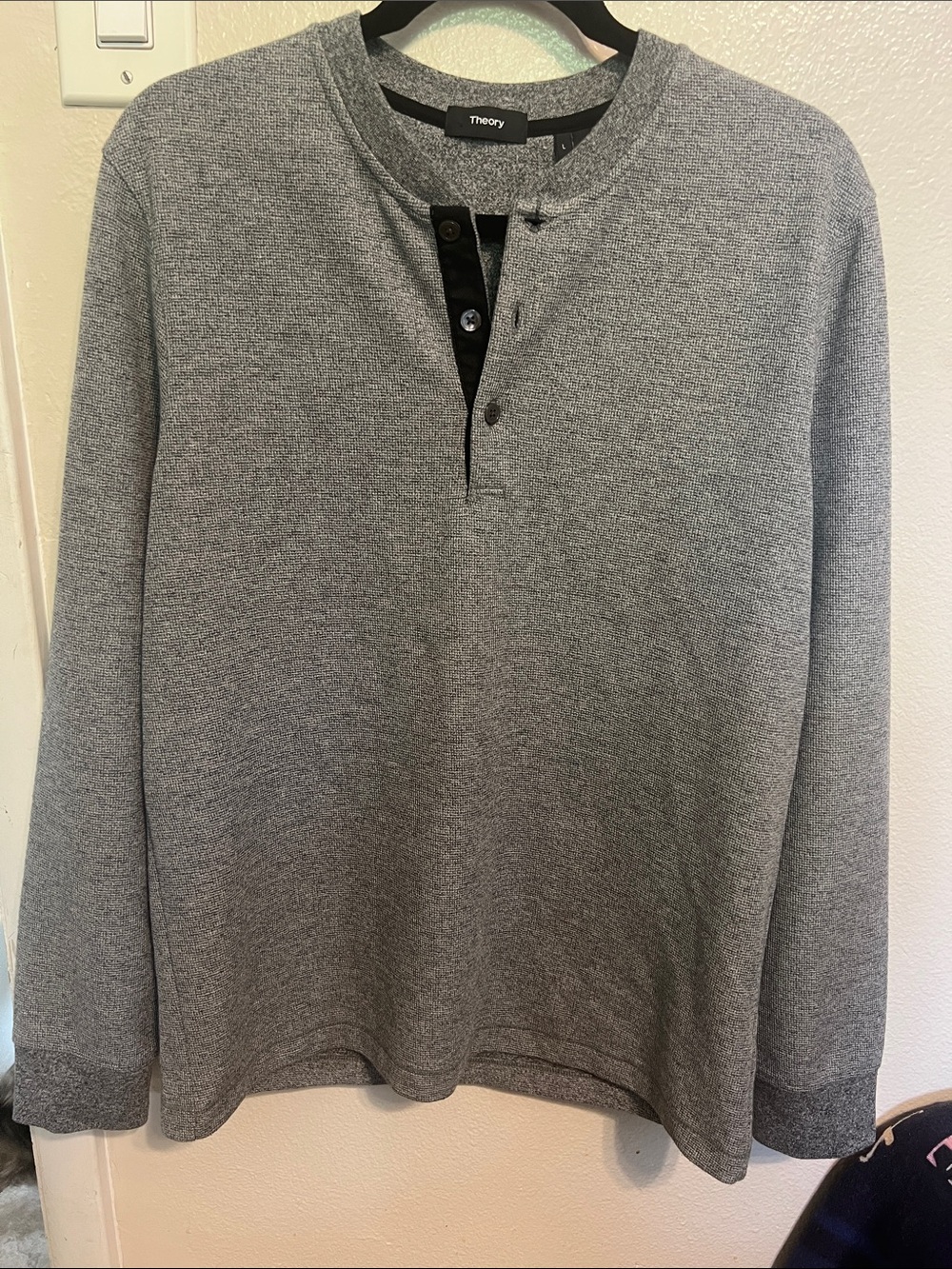 Men’s Theory Heather Grey Henley Sweatshirt